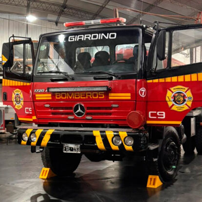 Córdoba: Villa Giardino sumó un nuevo camión cisterna 4x4