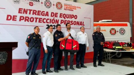 Reynosa entrega equipamiento crítico a su Cuerpo de Bomberos