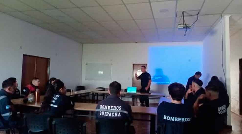 25 de Mayo fue sede de una capacitación regional para bomberos