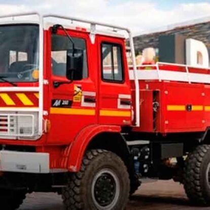 Daireaux: Bomberos presentan un nuevo camión táctico forestal