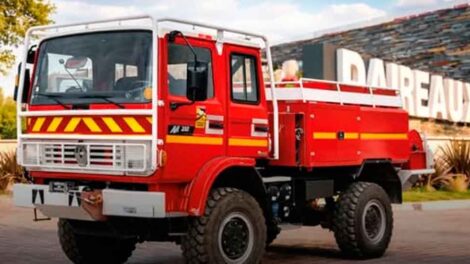 Daireaux: Bomberos presentan un nuevo camión táctico forestal