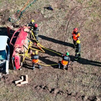 Esquel y la región reforzaron técnicas de rescate vehicular en una capacitación