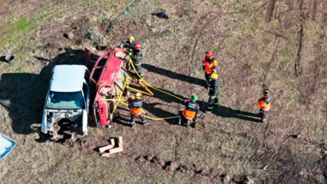 Esquel y la región reforzaron técnicas de rescate vehicular en una capacitación