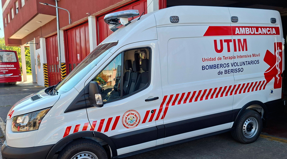 Bomberos sumaron una moderna Unidad de Terapia Intensiva Móvil