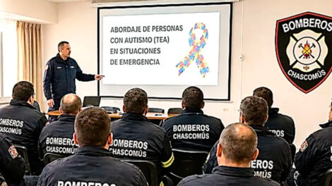Bomberos se capacitaron en protocolos para personas con TEA