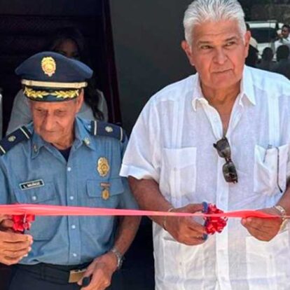 El presidente Mulino inauguró la moderna estación de bomberos en Guararé