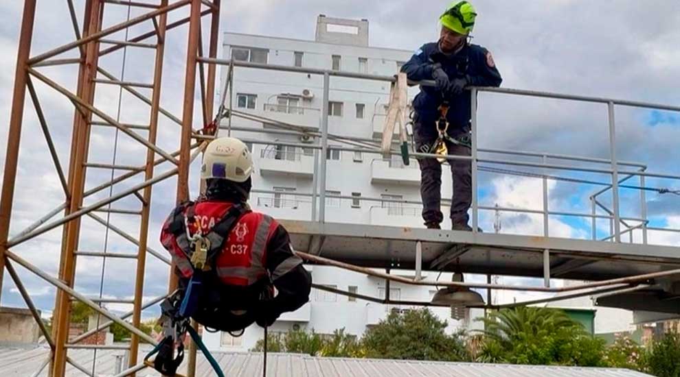 Formación técnica para optimizar la respuesta en emergencias