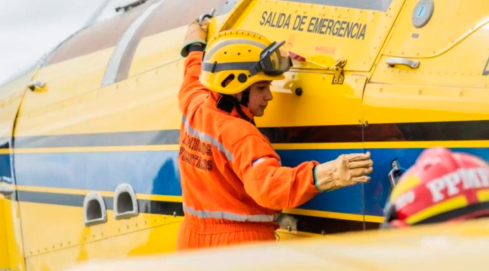 Córdoba: Capacitan a bomberos en operaciones seguras con aeronaves