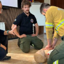 Bomberos capacitaron a brigadistas del SPLIF en primeros auxilios agrestes