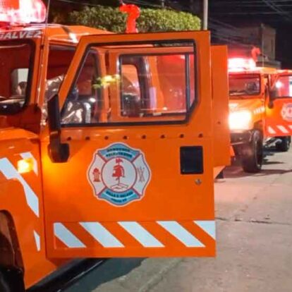 Bomberos celebraron su 54° aniversario con nuevo equipamiento