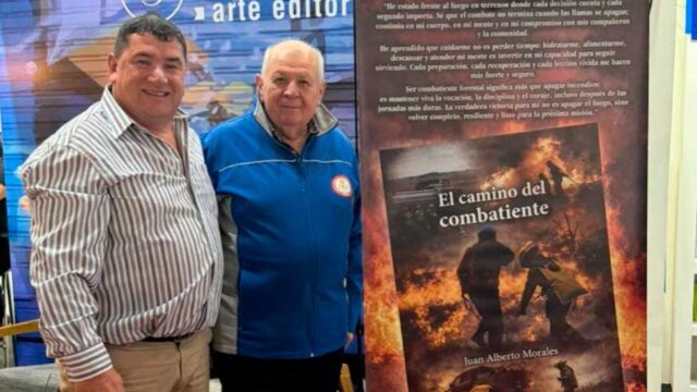 Se presentó en la Feria del Libro la obra de un bombero de Daireaux