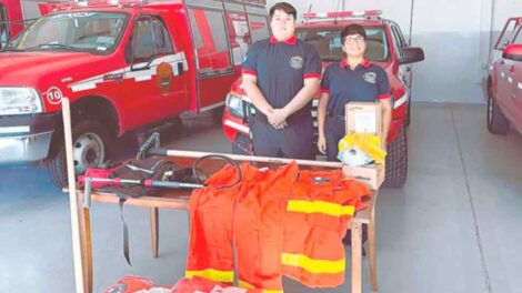 Bomberos recibieron equipamiento forestal clave a través de una campaña nacional