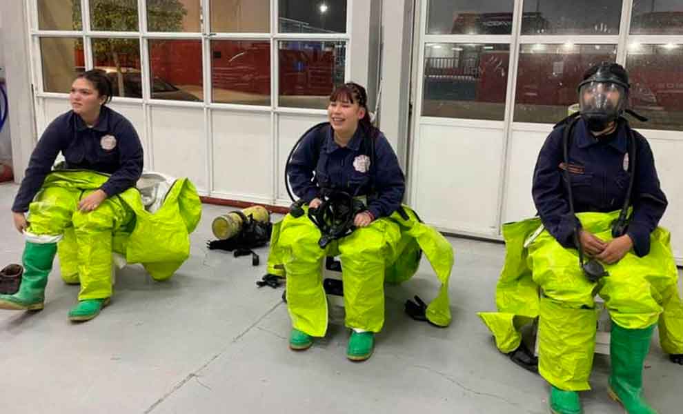 Aspirantes de los Bomberos de Rawson se forman en materiales peligrosos