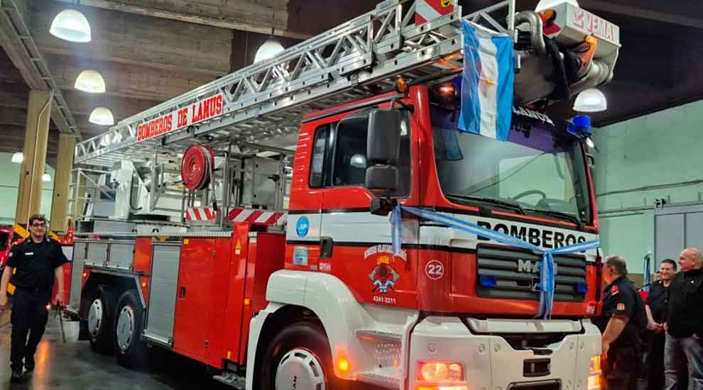 Bomberos de Lanús suman equipamiento clave para emergencias en altura