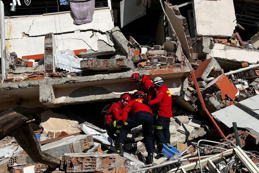 El Consorcio Provincial moviliza diez efectivos y una unidad canina tras el sismo