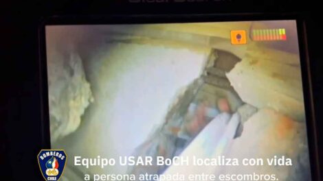 Bomberos de Chile localizan a un sobreviviente bajo dos niveles de subterráneo
