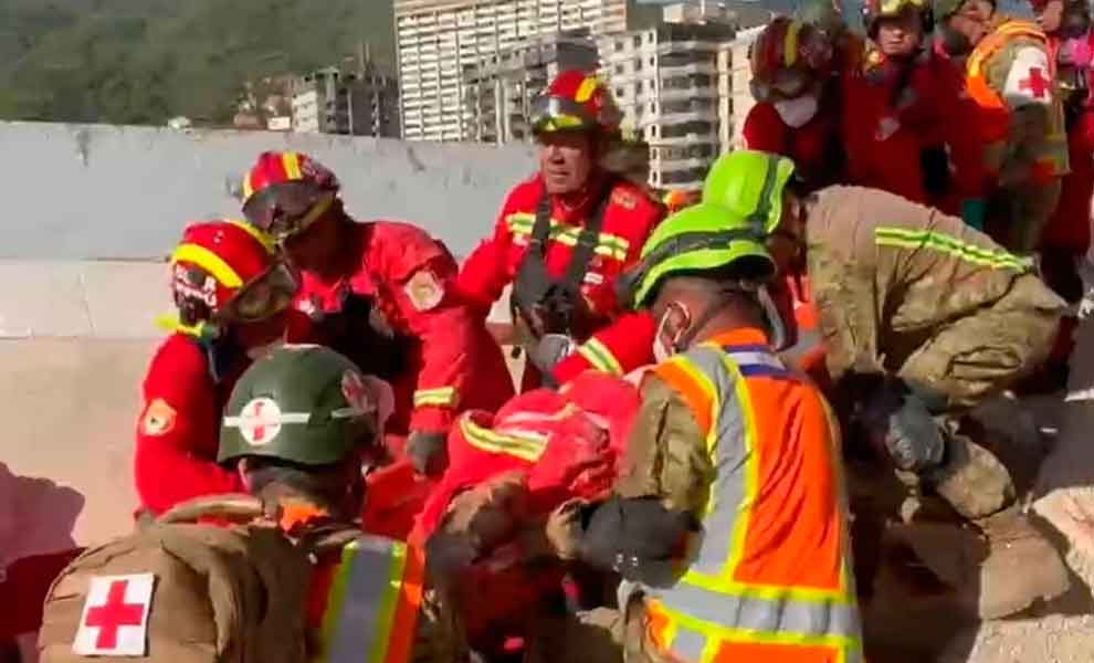 El grupo USAR Perú detalló el rescate extremo de la sobreviviente del terremoto en Venezuela