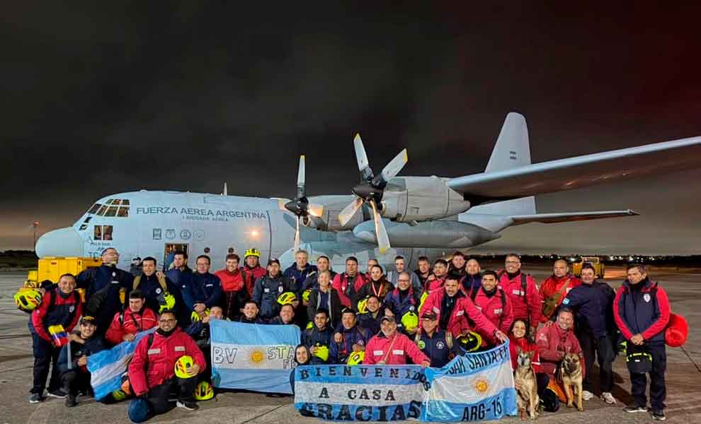 Las brigadas USAR de Córdoba y Santa Fe regresaron a la Argentina tras su misión humanitaria
