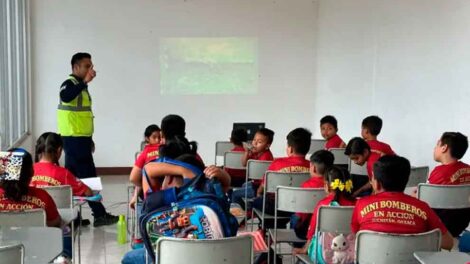 Bomberos de Juchitán dio inicio a una nueva edición del taller "Mini Bomberos"