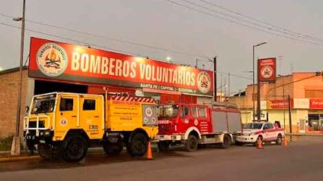 Bomberos de Santa Fe lanzan campañas benéficas ante el retraso de subsidios nacionales