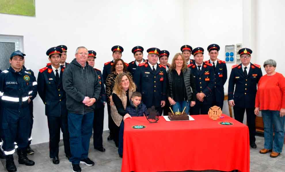 Los Bomberos Voluntarios de Pigüé conmemoraron su 68º aniversario