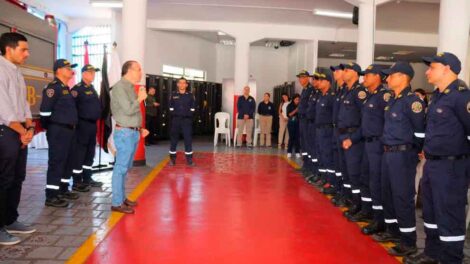 Cali rindió honores a los nueve bomberos que integraron la misión humanitaria en Venezuela