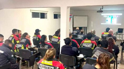 Bomberos Voluntarios de Esquel se capacitaron en el uso táctico de cámaras térmicas