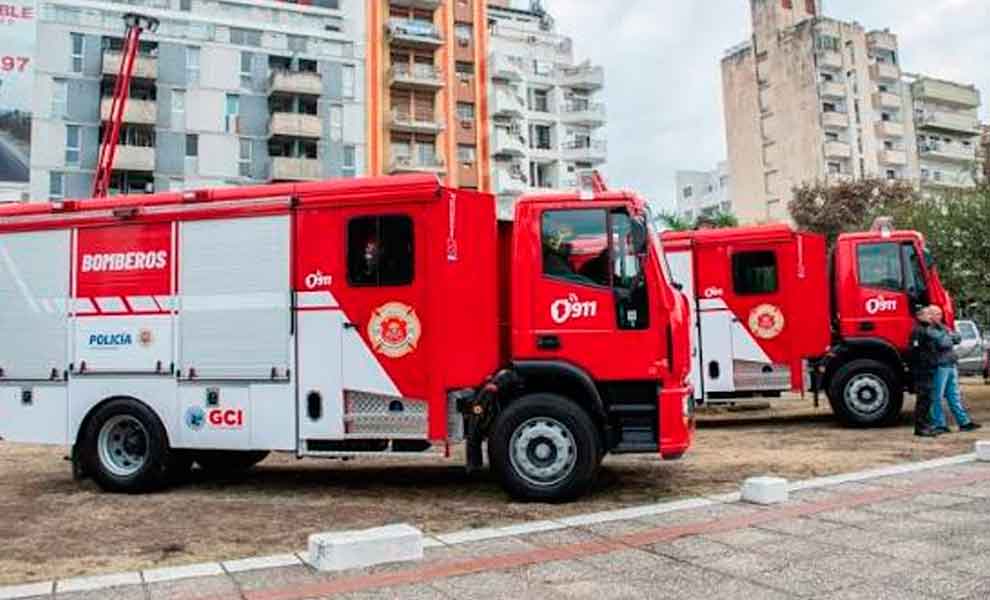 La Dirección de Bomberos de la Policía de Córdoba celebró sus 138 años