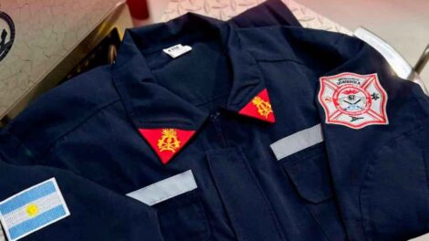 Bomberos Voluntarios de Ayacucho renovó su indumentaria operativa y de gala