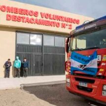 Bomberos de Río Grande salvaron la vida de una beba mediante maniobras de desobstrucción