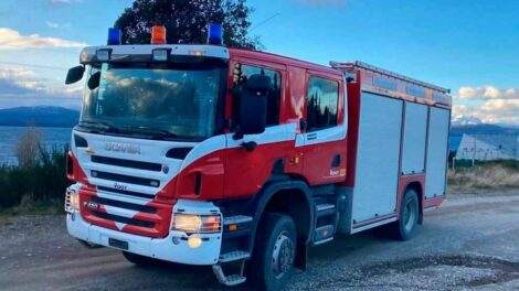 Bomberos Voluntarios de Melipal presentaron su nuevo camión de incendios estructurales