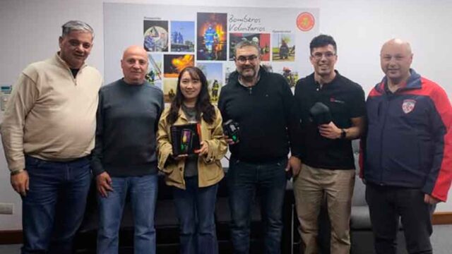 El Consejo Nacional recibió a la firma HIKMICRO y sumó una cámara térmica para la Academia