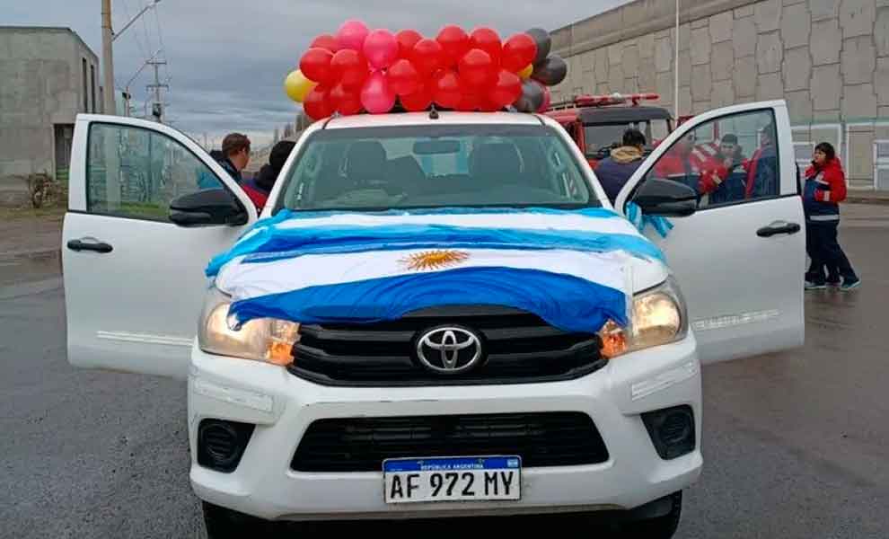 Los Bomberos Voluntarios de Ingeniero Huergo incorporaron un móvil 4x4