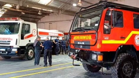 General Pico presentó una histórica unidad forestal 4x4 y una cisterna pesada