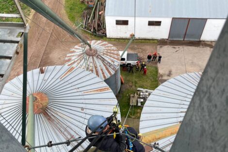 Bomberos de Salliqueló encabezaron una capacitación regional de rescate con cuerdas