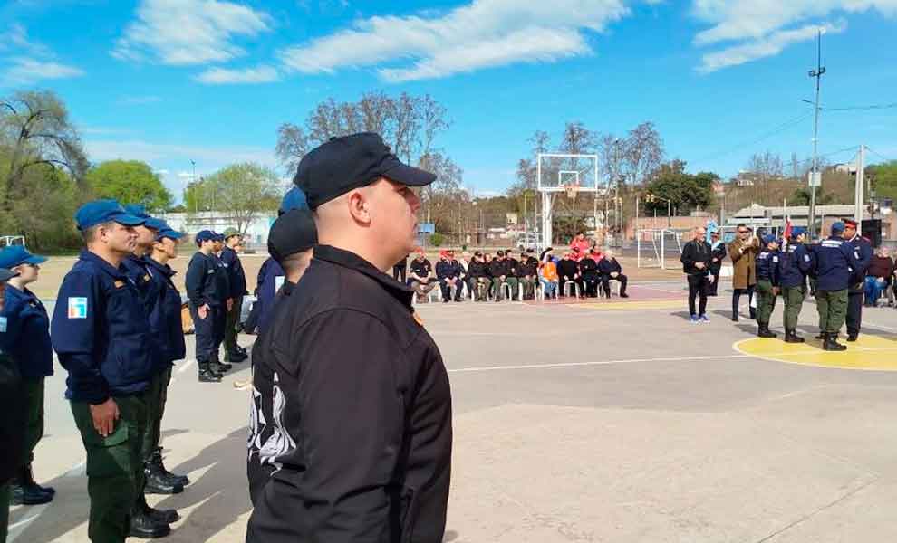 Bomberos Voluntarios de Mendiolaza celebraron tres décadas de servicio