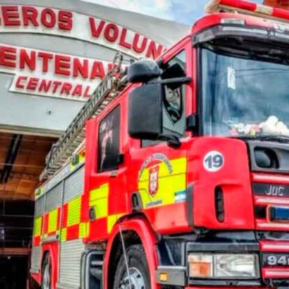 Bomberos de Centenario denunciaron agresiones durante un incendio