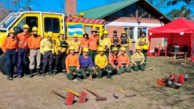 Bomberos de Concepción del Uruguay realizaron un entrenamiento sobre incendios forestales