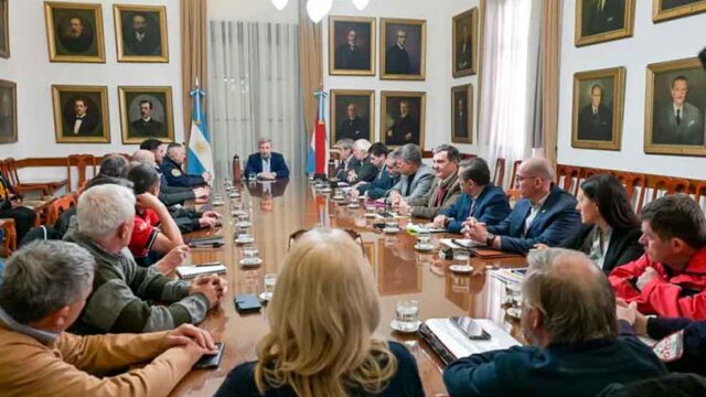 El gobierno de Entre Ríos acordó un plan de trabajo con la Federación de Bomberos