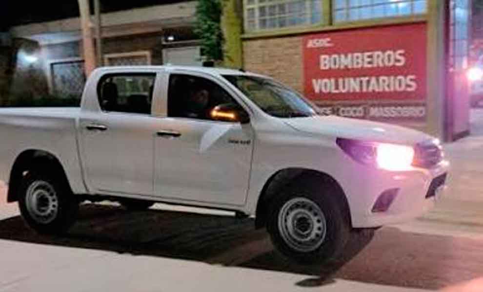 Bomberos Voluntarios de General Cabrera incorporaron una camioneta Toyota 0 km