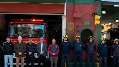 Sonaron las sirenas en más de mil cuarteles de Bomberos de todo el país por una deuda millonaria del Gobierno