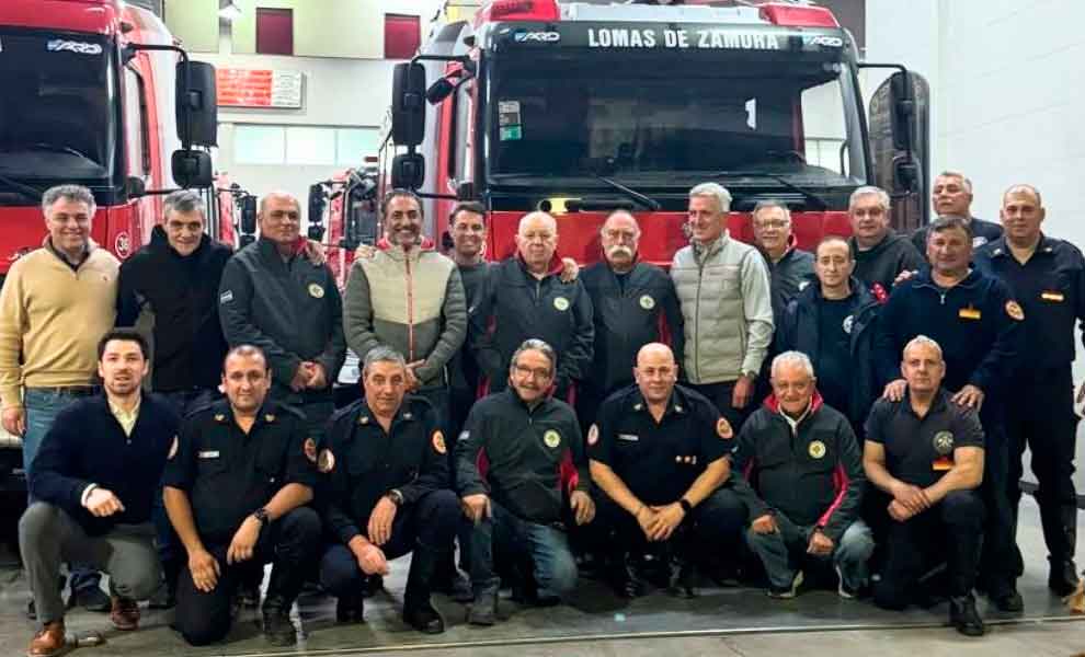 Bomberos de Lomas de Zamora recibieron a directivos de Rosenbauer y Metalúrgica ARD