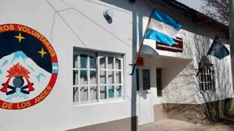 Bomberos sumaron equipamiento técnico y proyectan la remodelación integral de su cuartel
