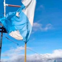 Vandalizaron la repetidora de VHF de Bomberos de Dina Huapi en la cumbre del cerro Villegas