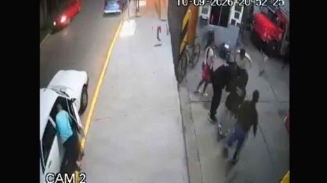 Bomberos de Berisso salvaron a un bebé que "no respiraba"
