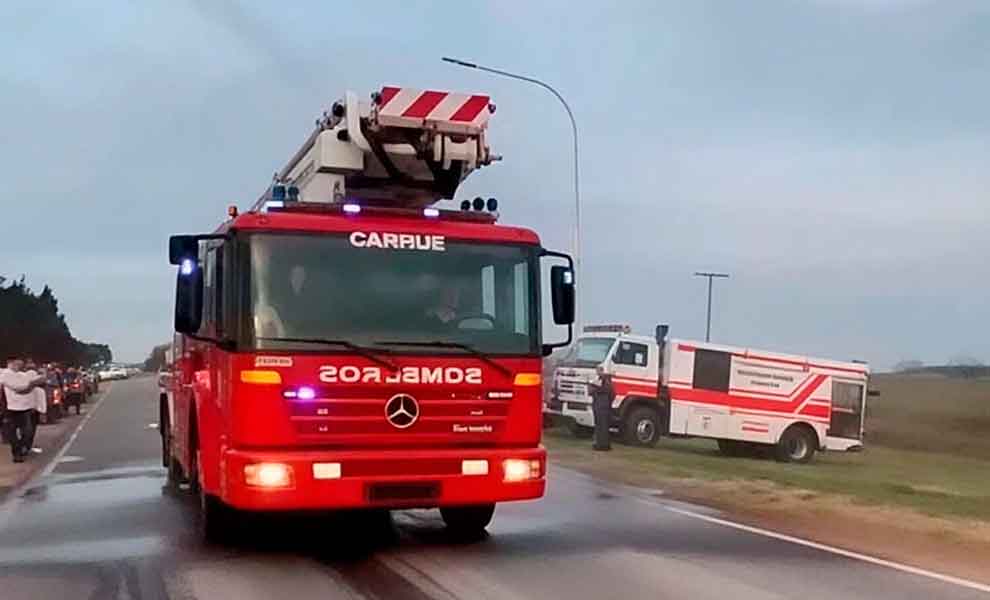 Bomberos Voluntarios de Carhué incorporaron un hidroelevador de 30 metros