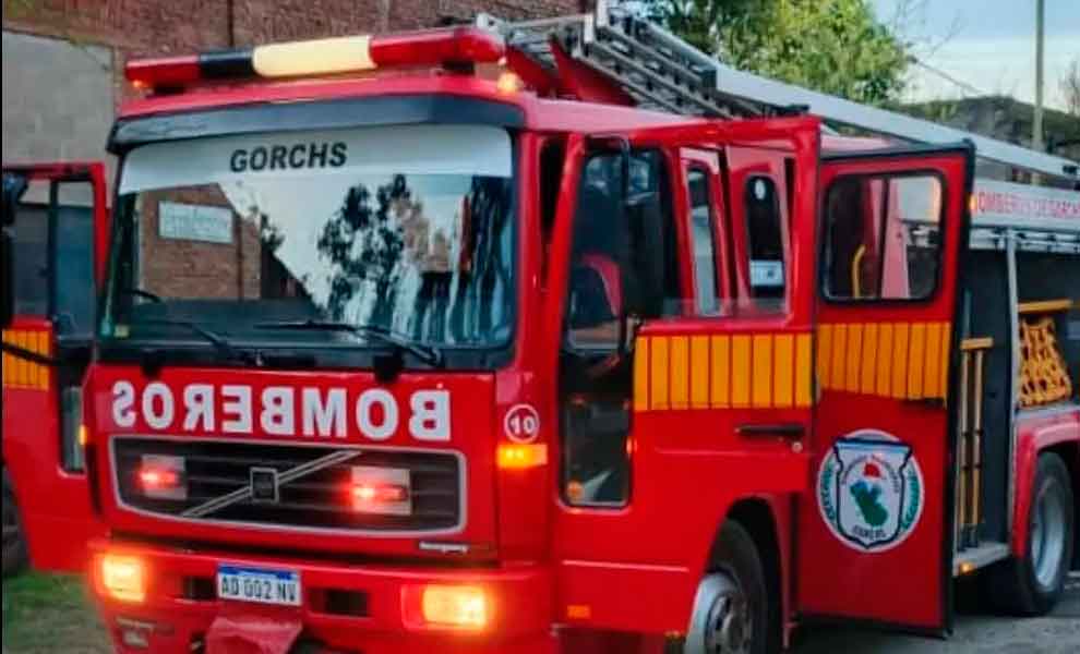 Bomberos Voluntarios de Gorchs presentaron una nueva unidad operativa