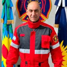Bomberos Voluntarios de La Matanza sumaron indumentaria para la brigada de rescate