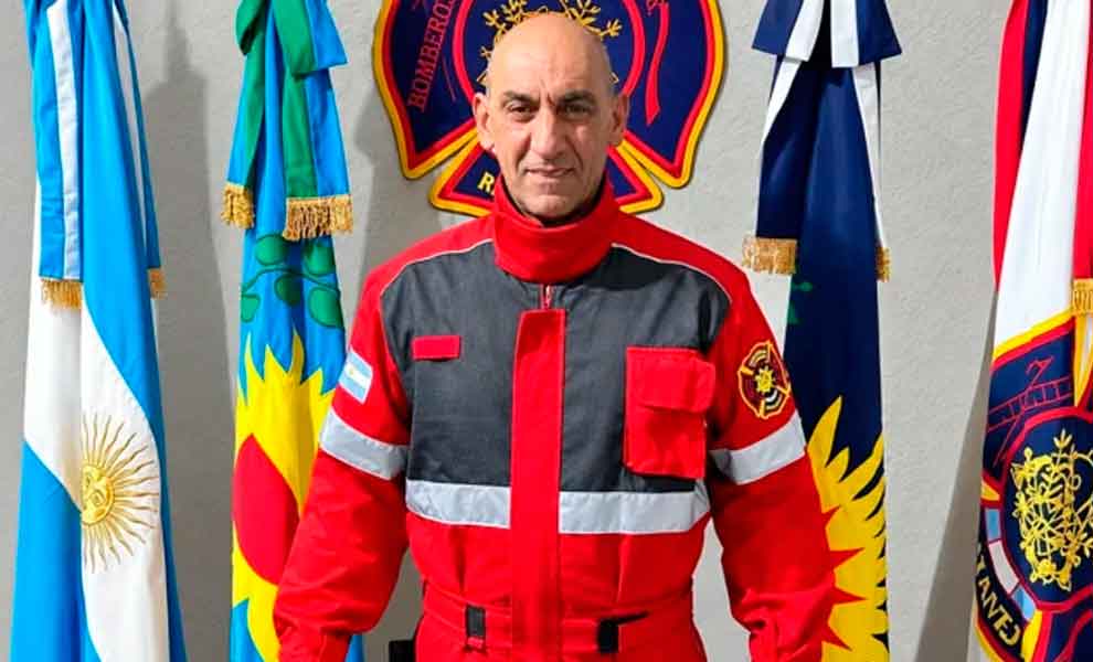 Bomberos Voluntarios de La Matanza sumaron indumentaria para la brigada de rescate