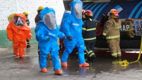 Bomberos de Neuquén y Río Negro se capacitaron en la gestión de materiales peligrosos